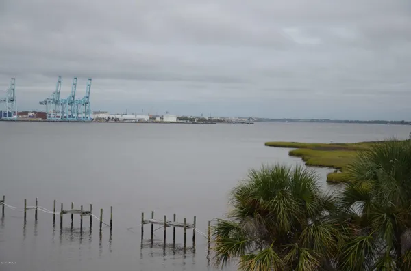 $2,100 | 2280 Shepard Street, Unit 406, Jacksonville, FL 32211