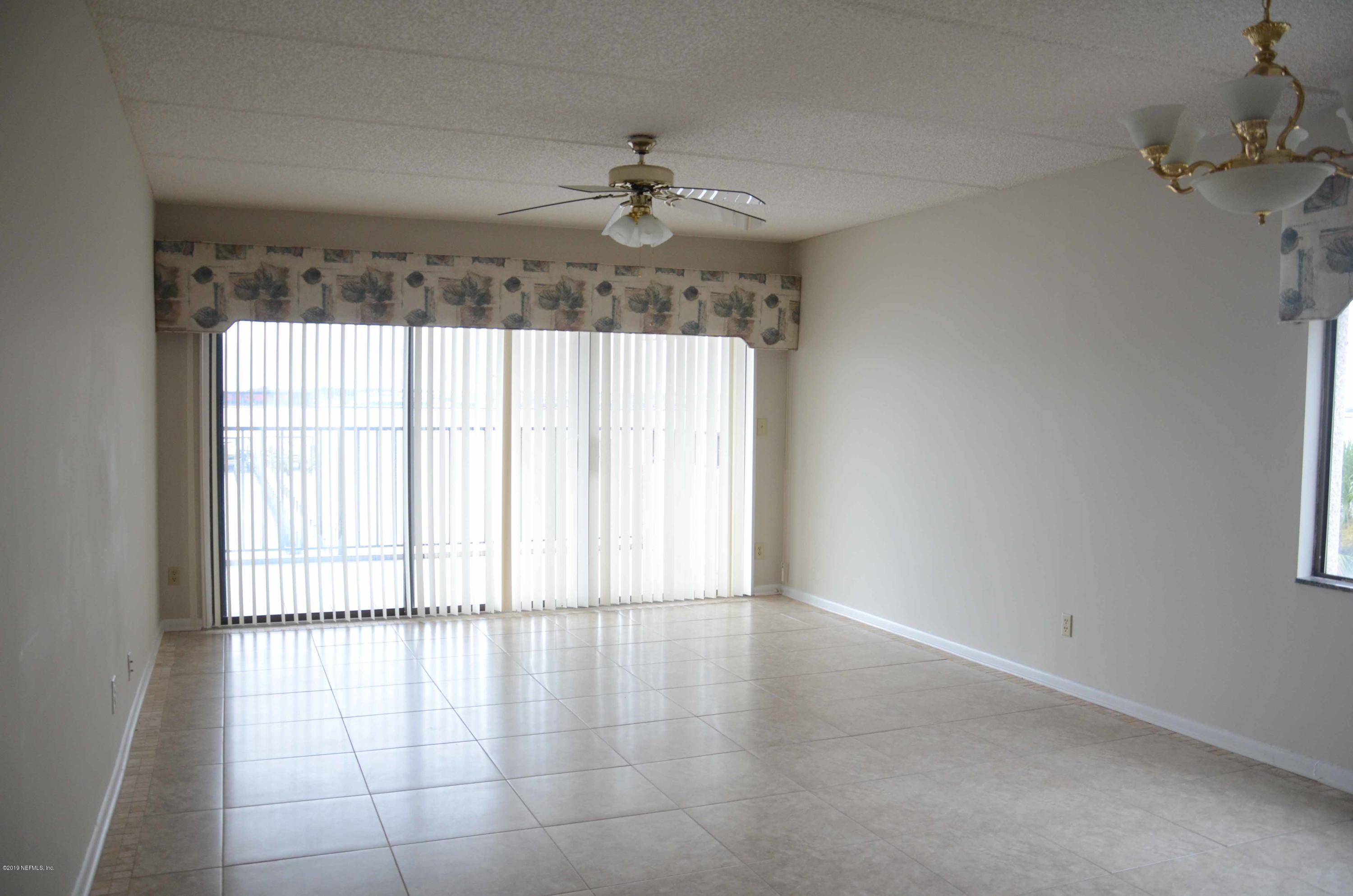 2280 Shepard Street, Unit 406 Jacksonville, FL 32211 - Photo 3 of 28 Living Room
