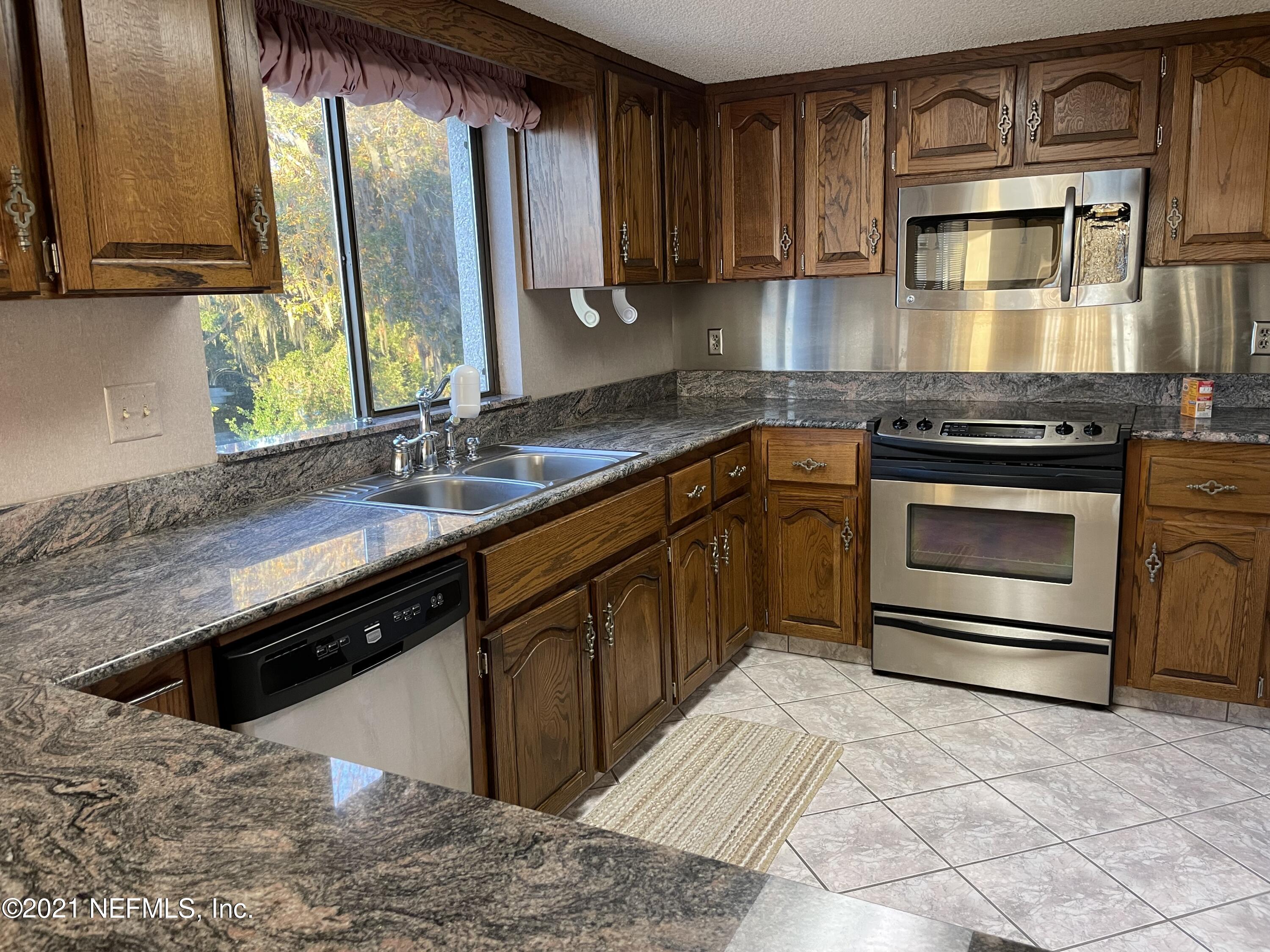 2280 Shepard Street, Unit 406 Jacksonville, FL 32211 - Photo 7 of 28 Kitchen