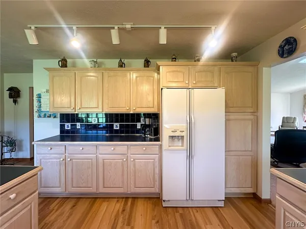 $749,900 | 2354 Middle Road, Oneida, NY 13409