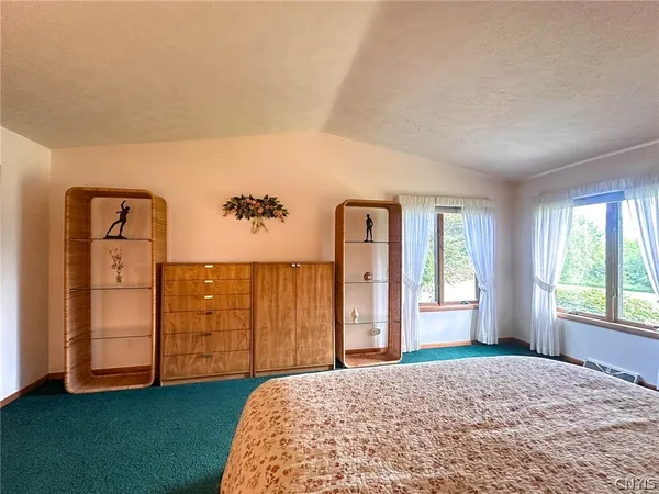 $749,900 | 2354 Middle Road, Oneida, NY 13409