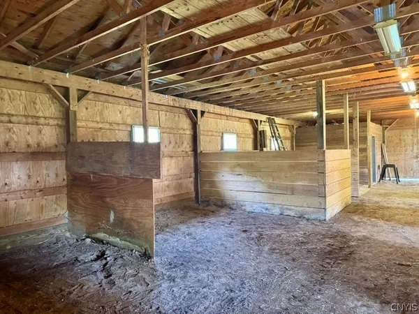 $749,900 | 2354 Middle Road, Oneida, NY 13409