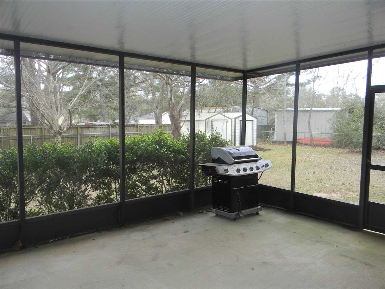 1838 Rodeo Drive Tallahassee, FL 32311 - Photo 2 of 23 Gallery Image 2
