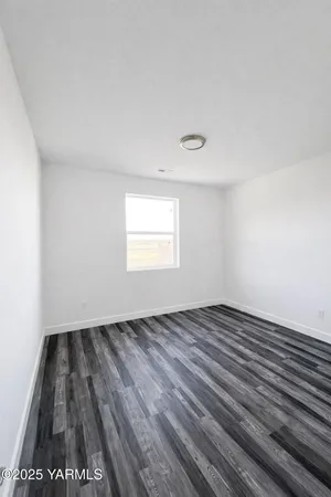 $399,900 | 305 Victoria Street, Sunnyside, WA 98944