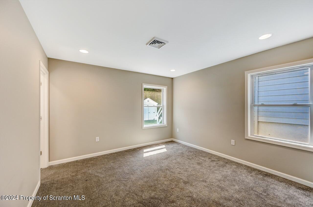 551 Back Street Scranton, PA 18504 - Photo 22 of 47 a view of room and window