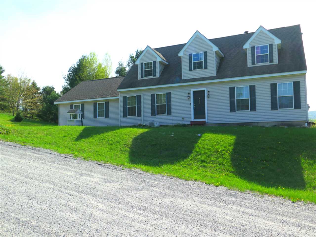 7 Michelle Road Fairfax, VT 05454 - Photo 3 of 40 Gallery Image 3