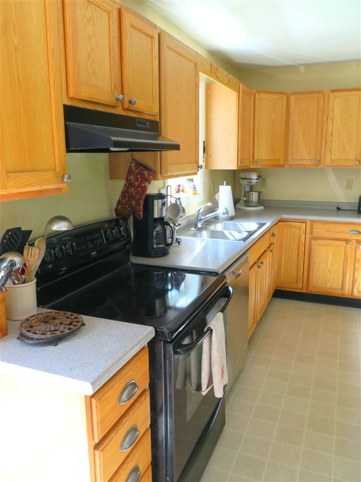 7 Michelle Road Fairfax, VT 05454 - Photo 6 of 40 Gallery Image 6