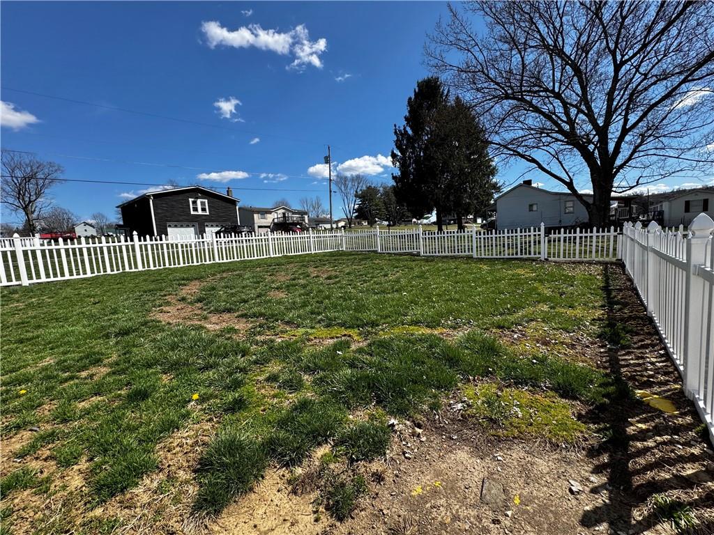 211 Stephens Street Vanderbilt, PA 15486 - Photo 39 of 48 a view of a park with a pathway of a house