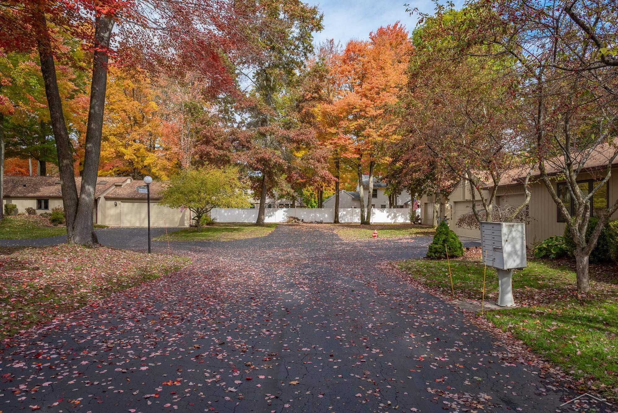 5122 Raintree Drive Midland, MI 48640 - Photo 27 of 28 50158304-7ab711c6-1e58-4c68-a945-95c2639eaed1.JPG