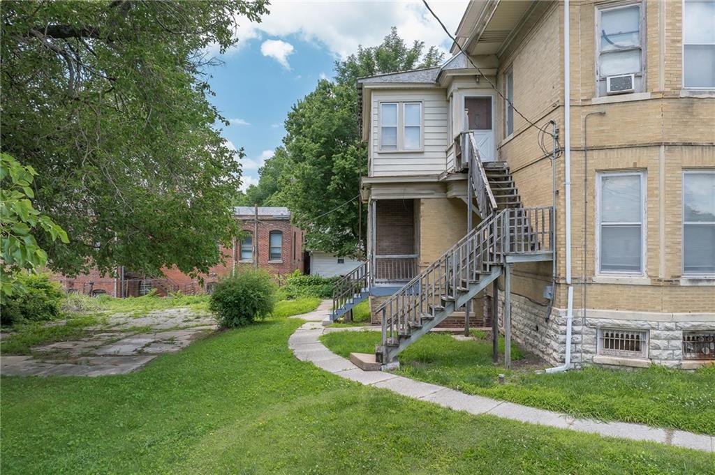 2120 Faraon Street St. Joseph, MO 64501 - Photo 4 of 89