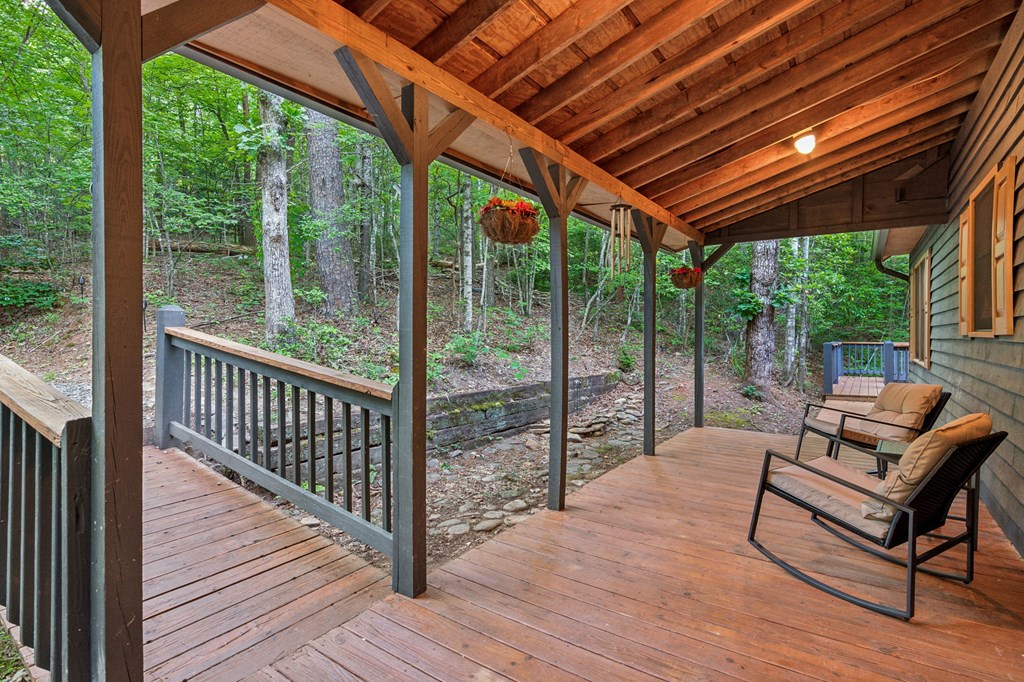 889 Granny Branch Drive Blue Ridge, GA 30513 - Photo 17 of 63 Gallery Image 17