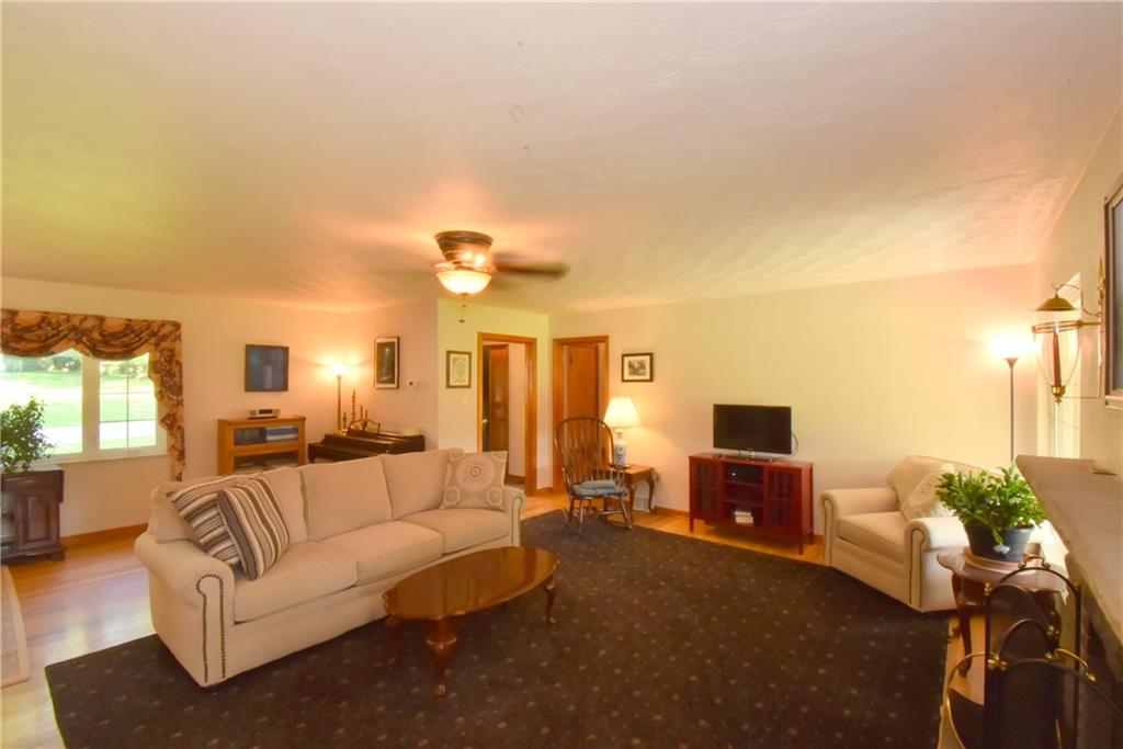 1900 Sample Road Allison Park, PA 15101 - Photo 2 of 18