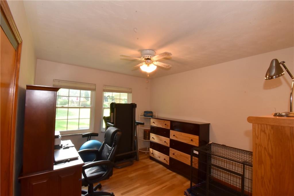 1900 Sample Road Allison Park, PA 15101 - Photo 15 of 18