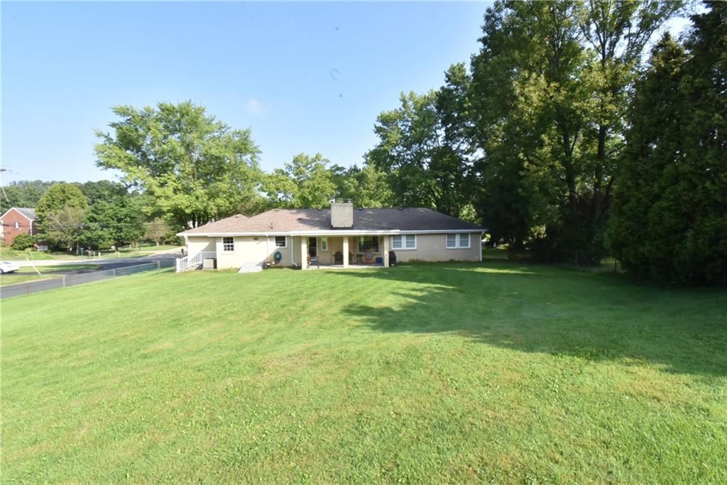 1900 Sample Road Allison Park, PA 15101 - Photo 16 of 18