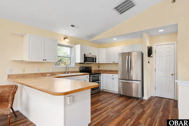 $464,000 | 106 William Tryon Court, Kill Devil Hills, NC 27948