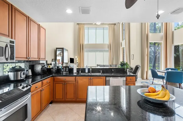 $4,650 | 7938 Sunburst Terrace, Lake Worth, FL 33467