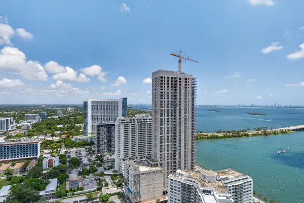 $3,300 | 501 Northeast 31st Street, Unit 3305, Miami, FL 33137
