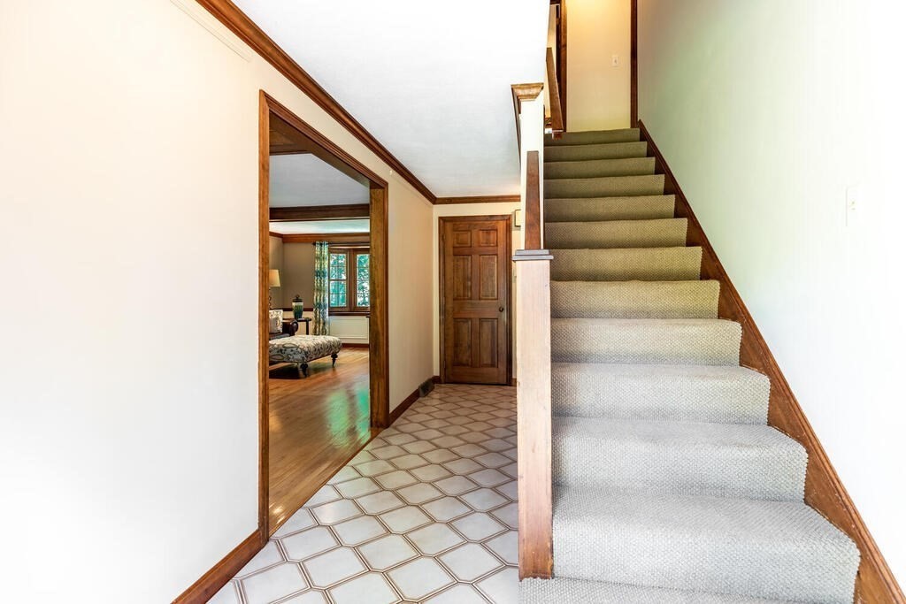 15 Dunstable Road North Chelmsford, MA 01863 - Photo 18 of 30