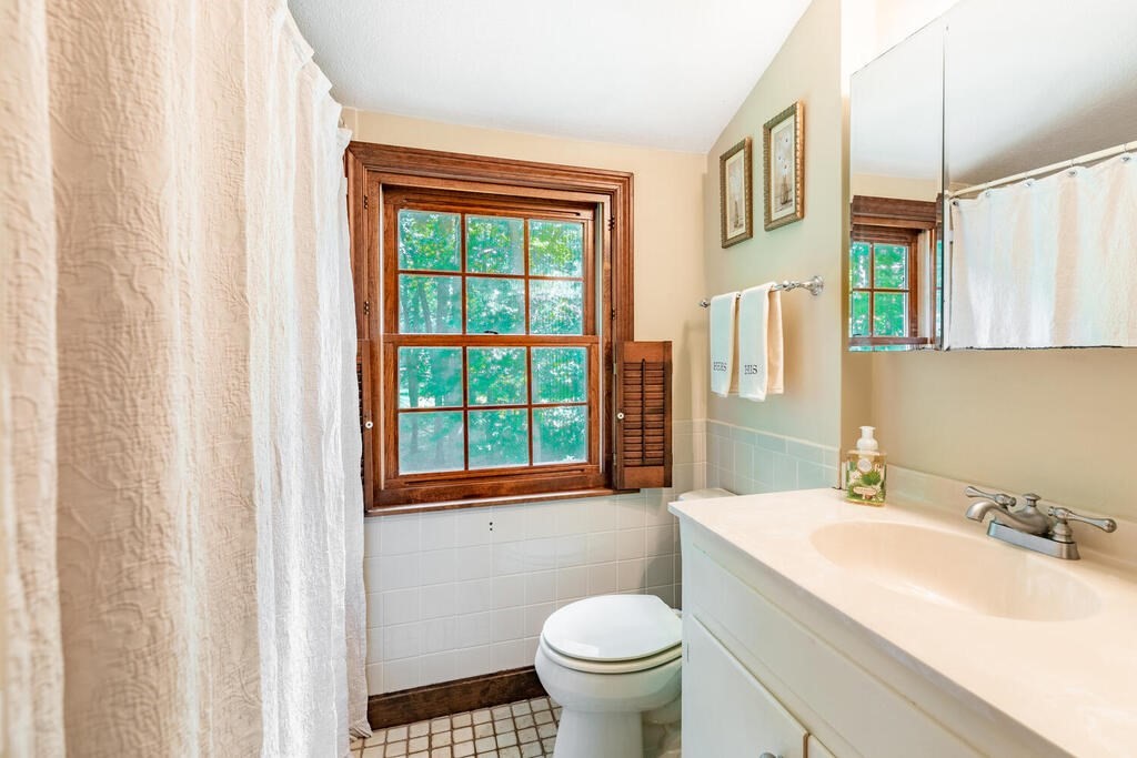 15 Dunstable Road North Chelmsford, MA 01863 - Photo 22 of 30