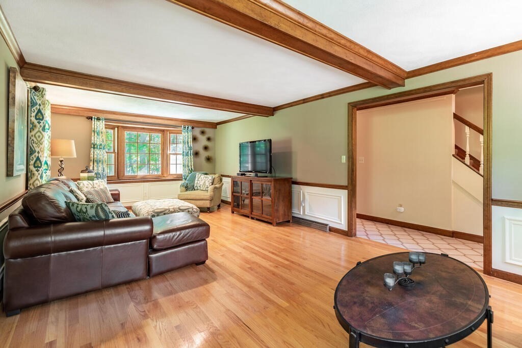 15 Dunstable Road North Chelmsford, MA 01863 - Photo 5 of 30
