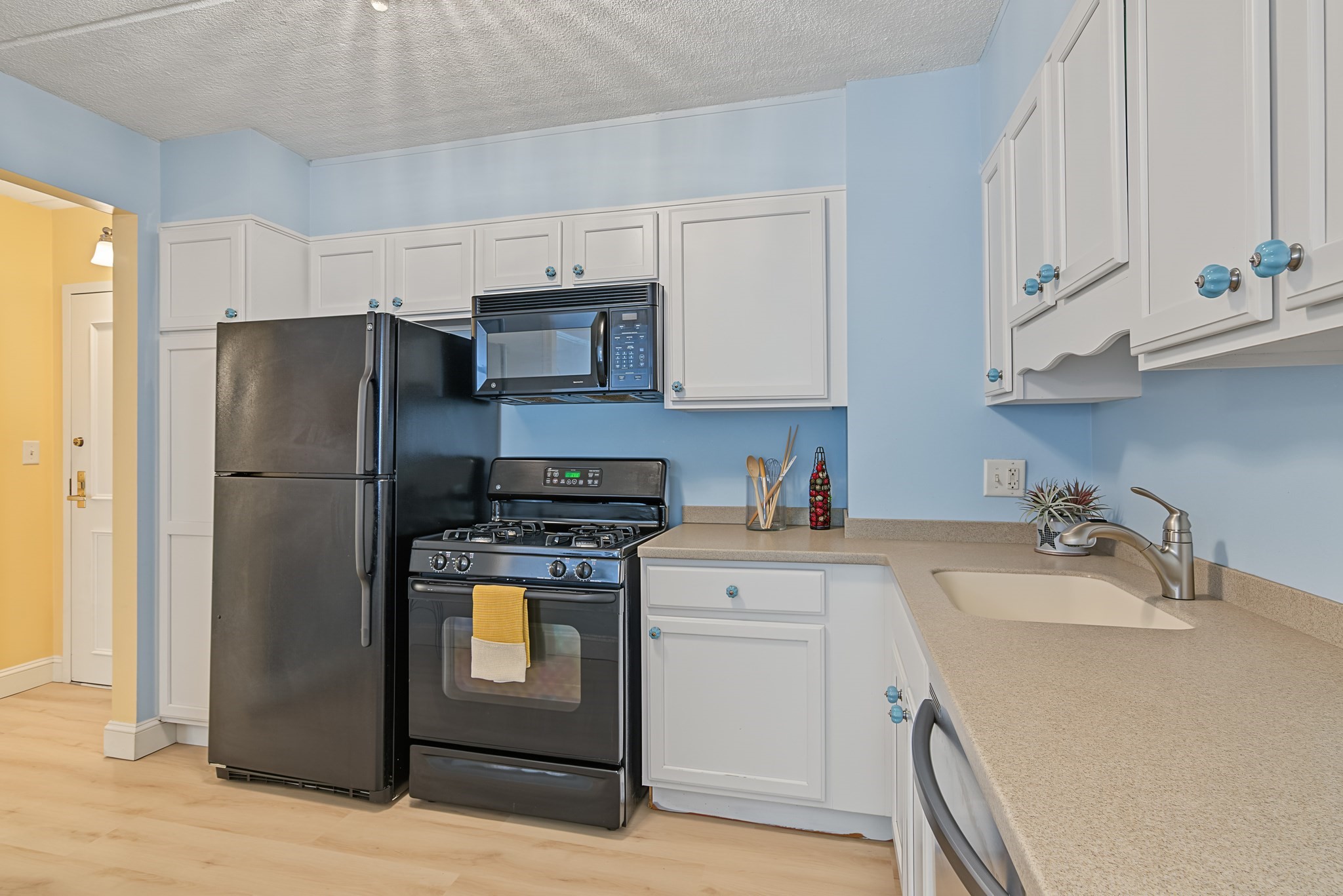1500 Worcester Road, Unit 715 Framingham, MA 01702 - Photo 24 of 30 Gallery Image 24