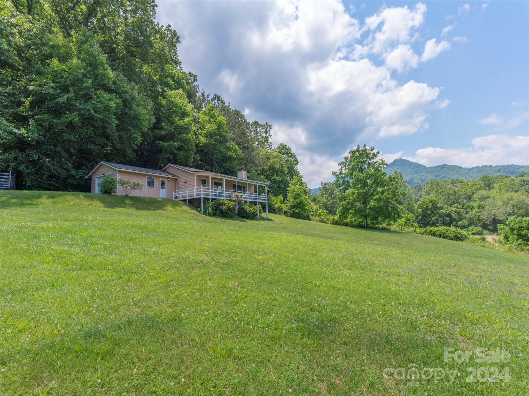 350 Shady Ridge Road Waynesville, NC 28785 - Photo 19 of 22 Gallery Image 19
