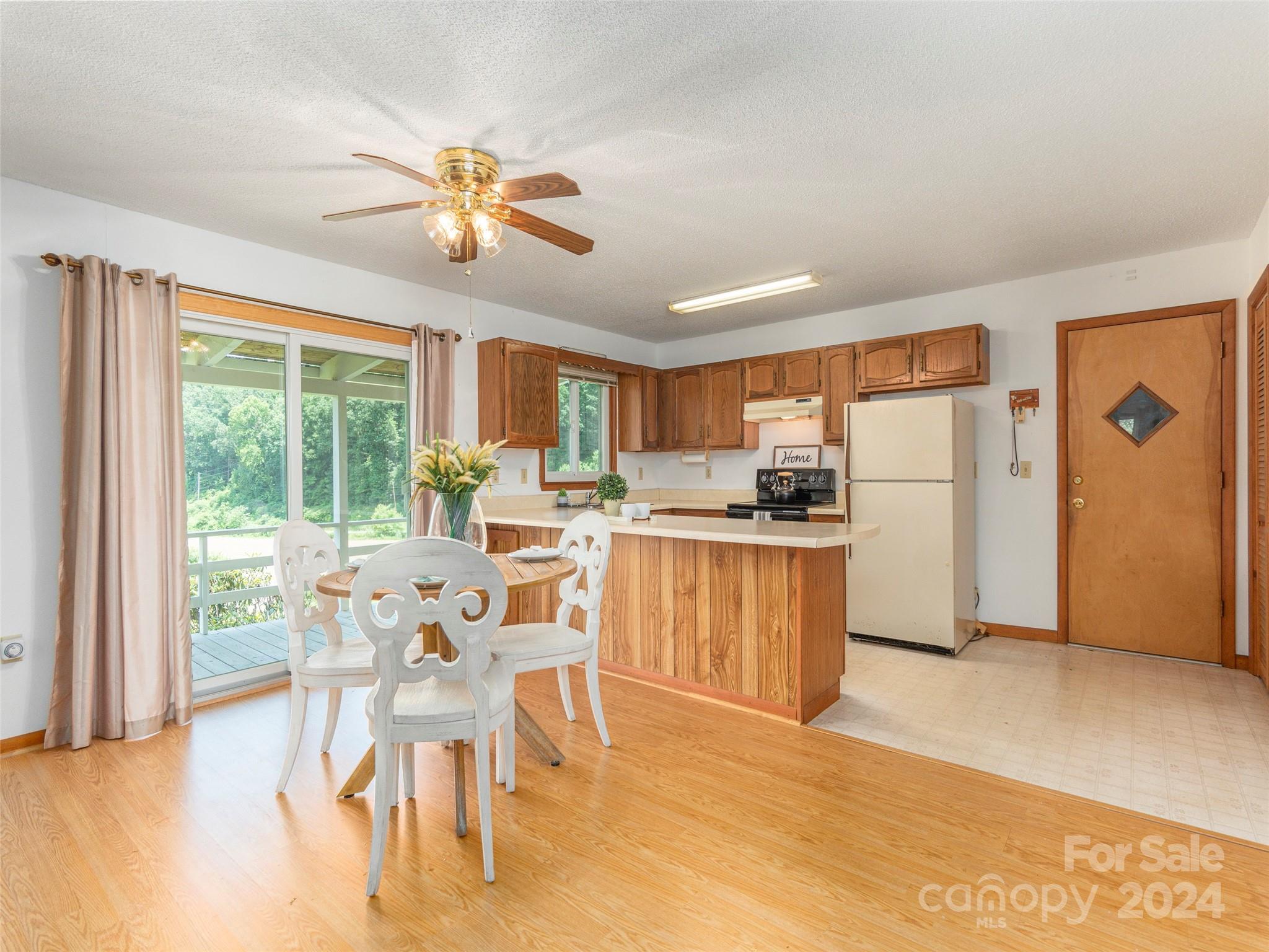 350 Shady Ridge Road Waynesville, NC 28785 - Photo 8 of 22 Gallery Image 8