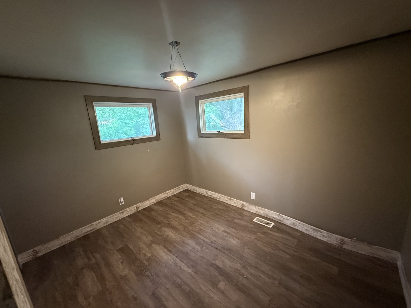 1826 Albert Lane Wilmington, IL 60481 - Photo 15 of 18 a view of an empty room with a window