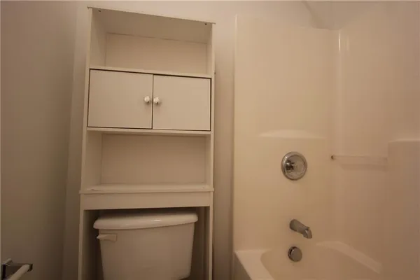 $2,650 | 838 Roxholly Lane Northeast, Buford, GA 30518