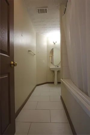 $2,650 | 838 Roxholly Lane Northeast, Buford, GA 30518