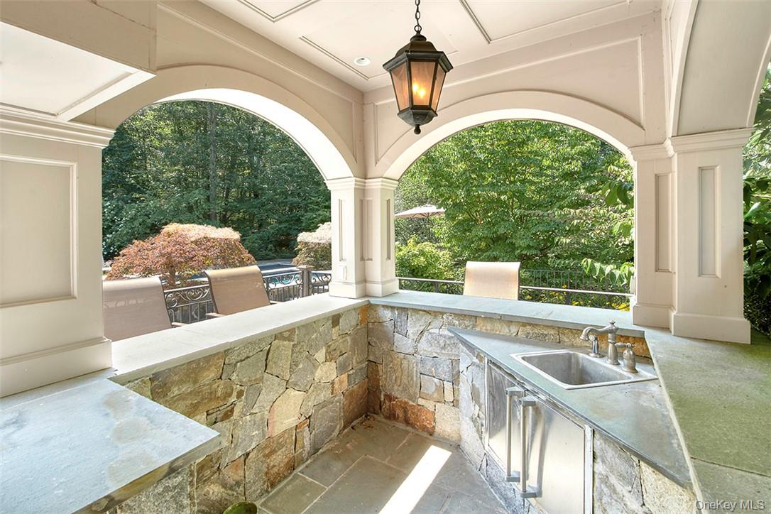 301 Whippoorwill Road Chappaqua, NY 10514 - Photo 7 of 19
