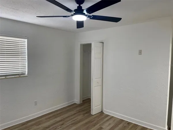 $2,800 | 3717 Belmont Boulevard, Sarasota, FL 34232
