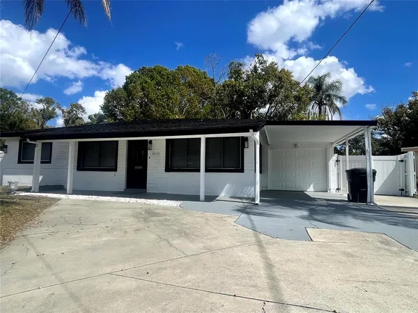 $2,800 | 3717 Belmont Boulevard, Sarasota, FL 34232