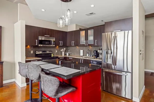 $3,500 | 600 12th Avenue South, Unit 1411, Nashville, TN 37203