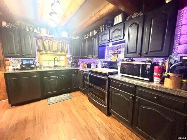 $260,000 | 3638 Hotze Road, Salem, IL 62881