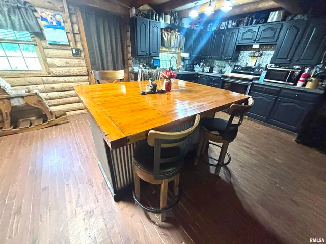 $260,000 | 3638 Hotze Road, Salem, IL 62881