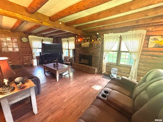 $260,000 | 3638 Hotze Road, Salem, IL 62881