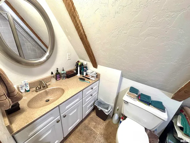 $260,000 | 3638 Hotze Road, Salem, IL 62881