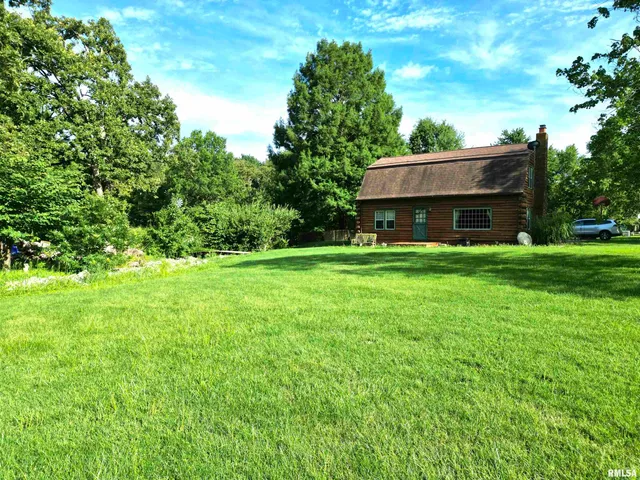 $260,000 | 3638 Hotze Road, Salem, IL 62881