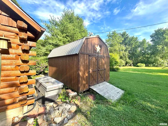 $260,000 | 3638 Hotze Road, Salem, IL 62881