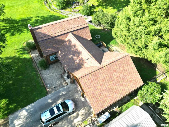 $260,000 | 3638 Hotze Road, Salem, IL 62881