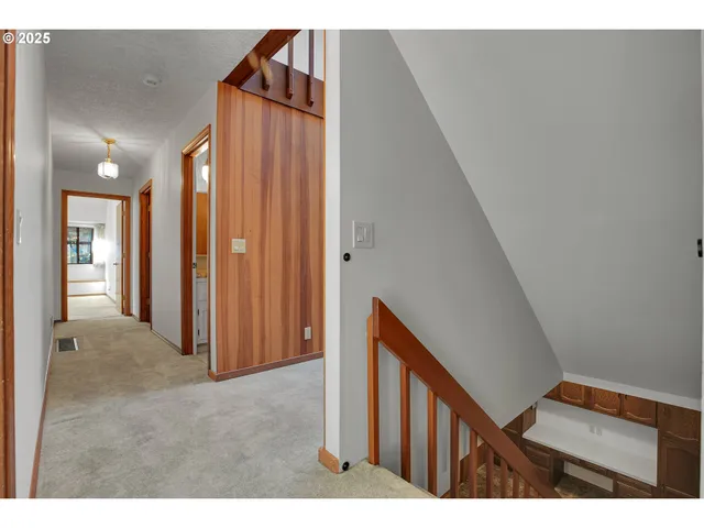 $895,000 | 8710 Southeast 57th Avenue, Portland, OR 97206