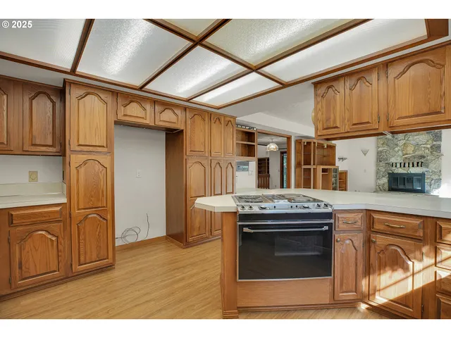 $895,000 | 8710 Southeast 57th Avenue, Portland, OR 97206