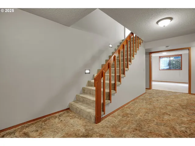 $895,000 | 8710 Southeast 57th Avenue, Portland, OR 97206