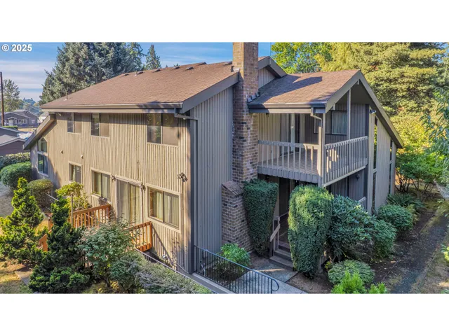 $895,000 | 8710 Southeast 57th Avenue, Portland, OR 97206
