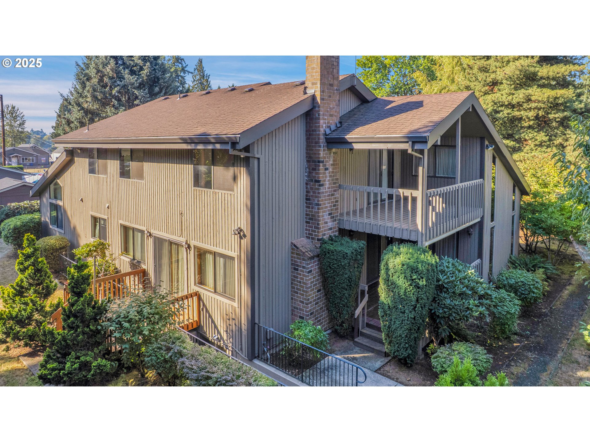 8710 Southeast 57th Avenue Portland, OR 97206 - Photo 3 of 47 a aerial view of a house with a balcony