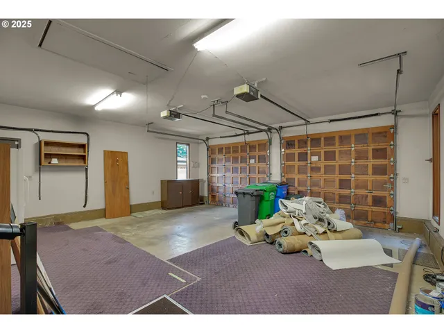 $895,000 | 8710 Southeast 57th Avenue, Portland, OR 97206