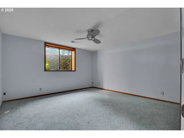 $895,000 | 8710 Southeast 57th Avenue, Portland, OR 97206