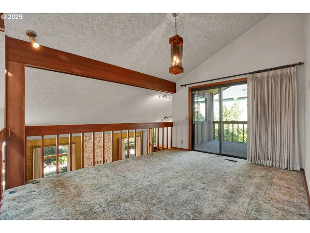 $895,000 | 8710 Southeast 57th Avenue, Portland, OR 97206