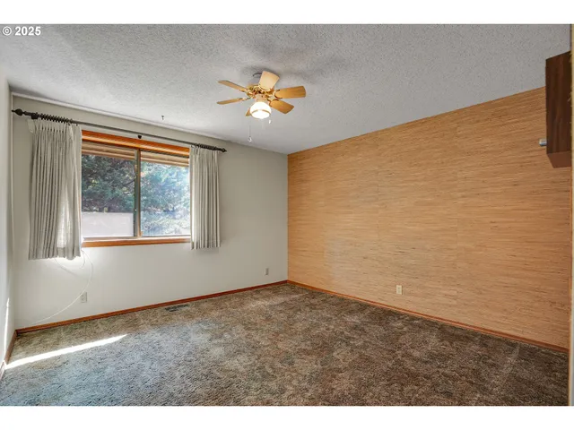 $895,000 | 8710 Southeast 57th Avenue, Portland, OR 97206